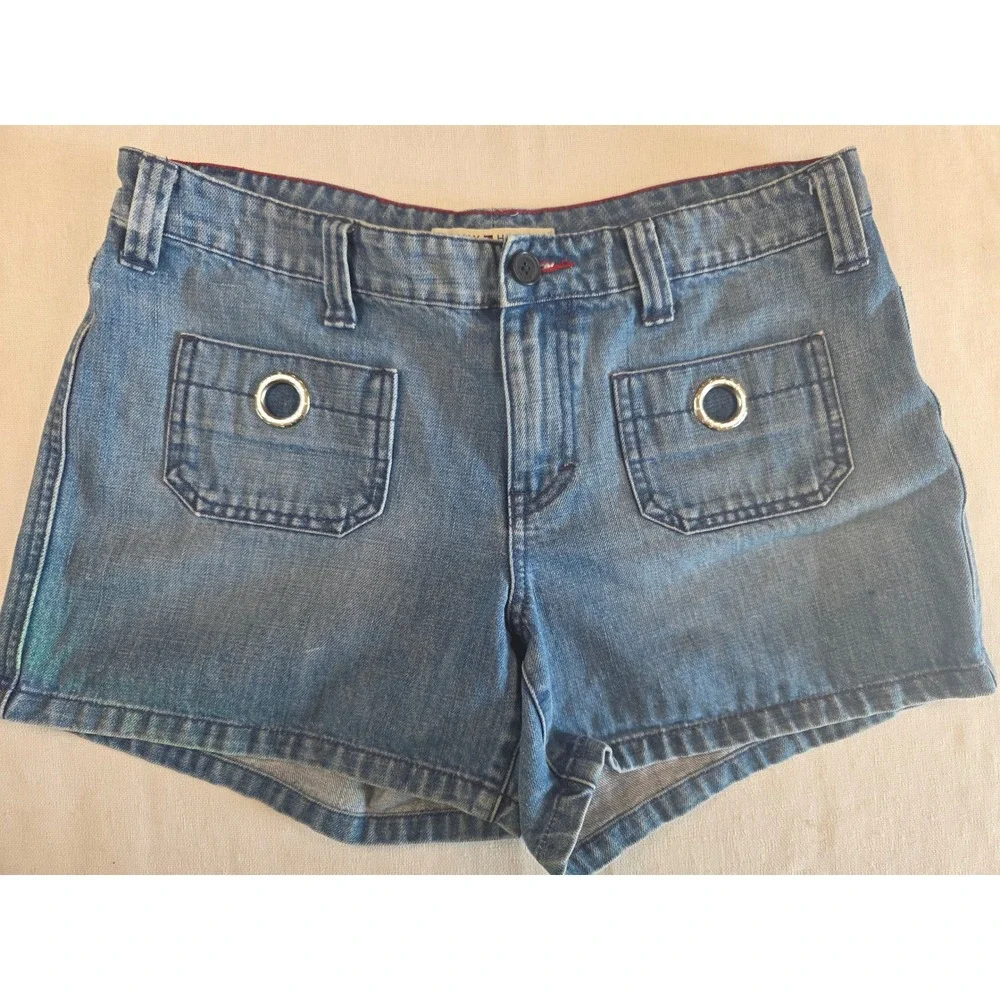 Tommy Hilfiger vintage inspired